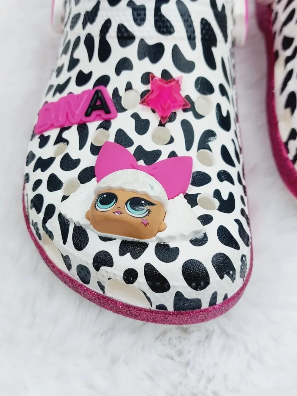 Crocs Girl's Pink Black LOL Surprise DIVA Classic Slip-On Casual Clogs Size 5